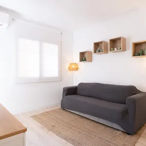  Apartment Nuevo Con Encanto En Sagrada Familia Spanien